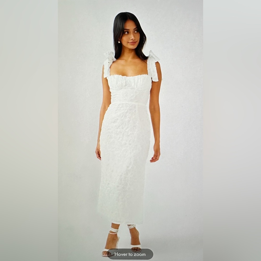 BRAND NEW Selfie Leslie white dress